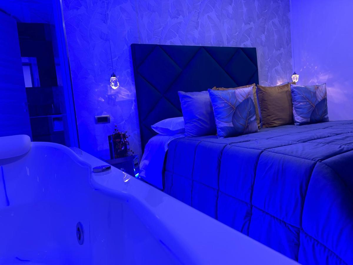 C3 Luxury Bed & Breakfast เนเปิลส์ ภายนอก รูปภาพ